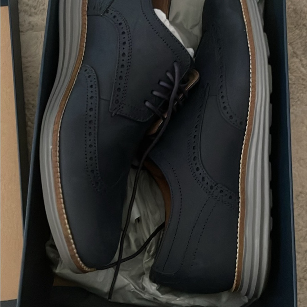❌SOLD ❌Cole Haan OriginalGrand Wingtip Men’s Shoe-  Size 10- EUC